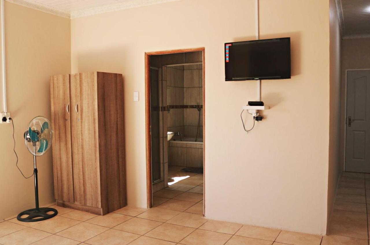 My Guesthouse Kimberley Esterno foto