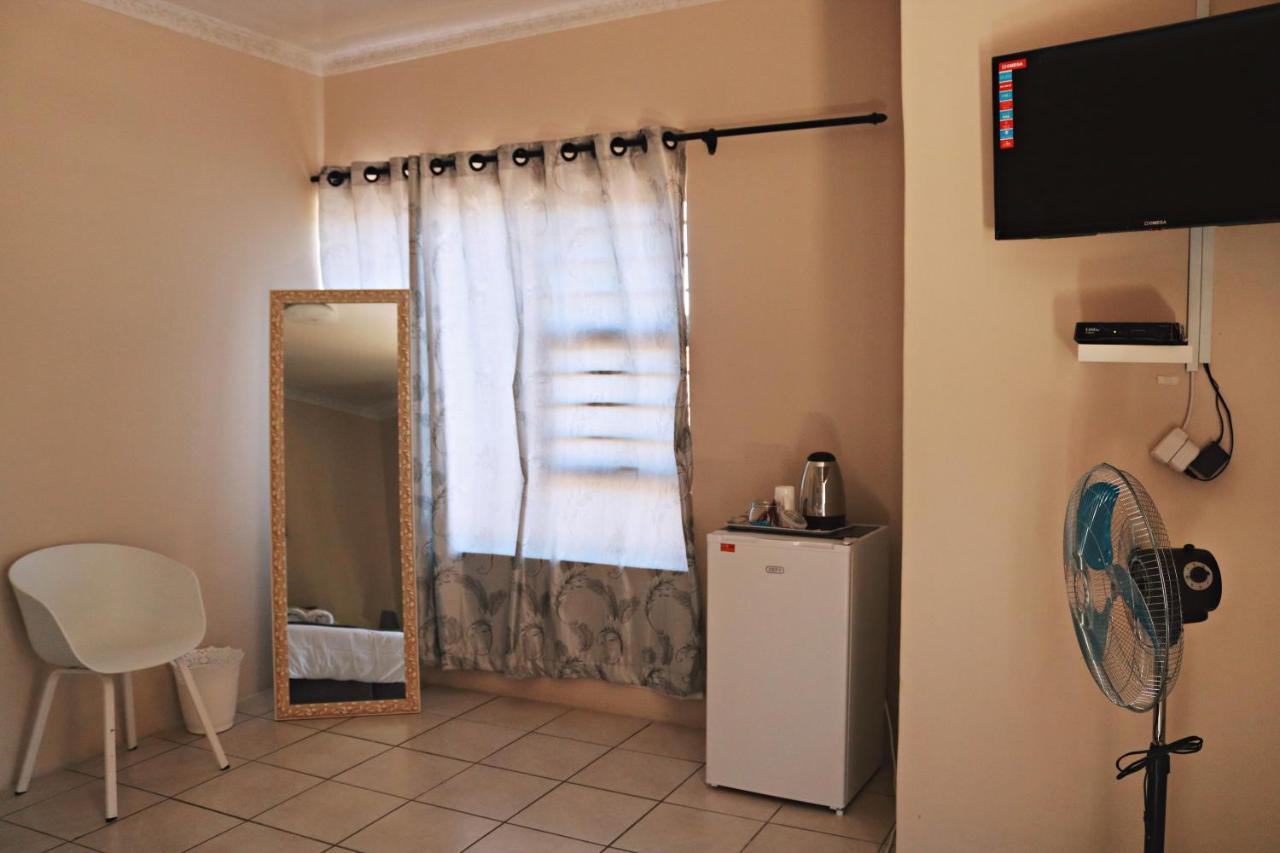 My Guesthouse Kimberley Esterno foto